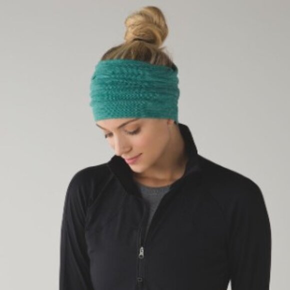 Lululemon Athletica OSFA heathered green multi-option toque / neck warmer - Picture 2 of 6